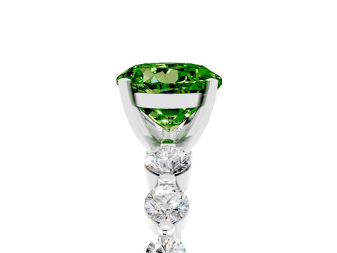 White gold Round Cut Solitaire Peridot Ring with Pave Band and Four-Prong Setting_5