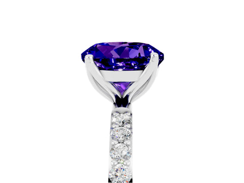 White gold Round Cut Tanzanite Solitaire Engagement Ring with Pavé Band and Prong Setting_5
