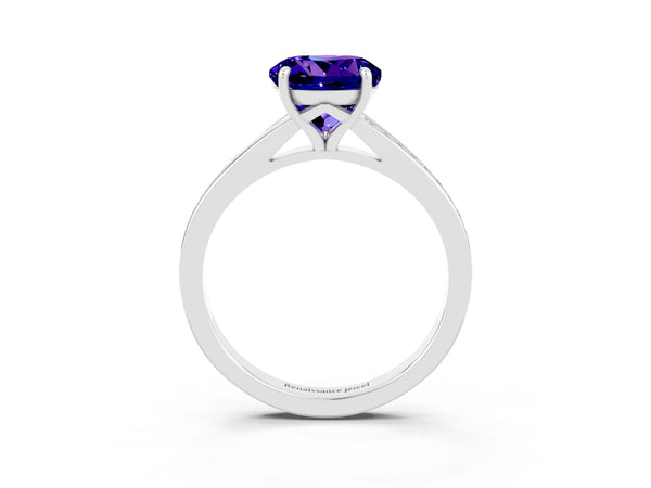 Silver Round Cut Tanzanite Solitaire Ring with Pavé Band and Prong Setting