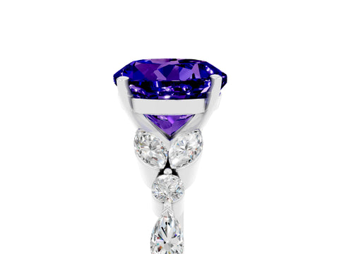 White gold Round Cut Tanzanite Solitaire Ring with Side Stones and Four-Prong Setting_41