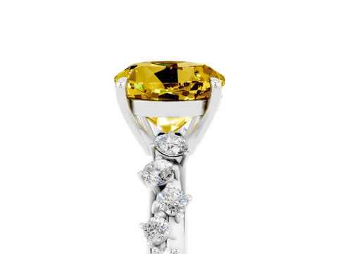 White gold Round Cut Yellow Sapphire Cluster Side Stone Solitaire Ring with Prong Setting_53