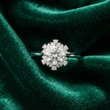 White gold Round Diamond Cluster Halo Ring with Plain Band and Four-Prong Setting_31