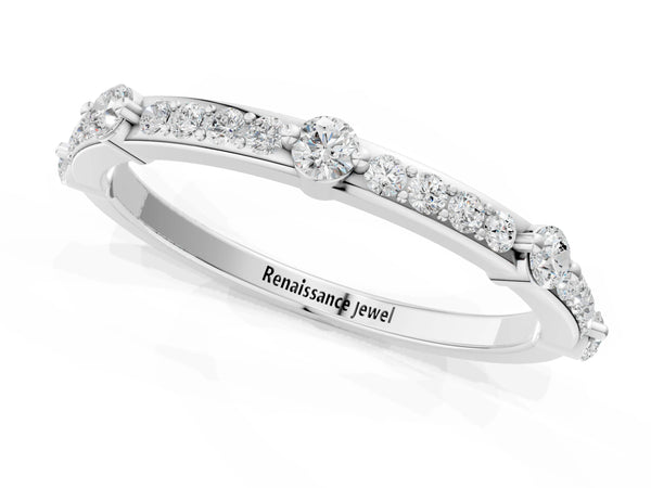 White gold Round Diamond Pavé Eternity Band with Prong Setting