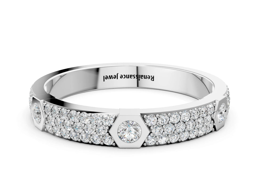 White gold Round Diamond Pavé Promise Ring with Round Diamond Accents