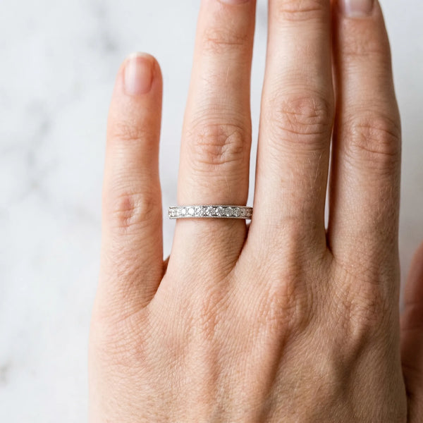 Platinum Round Diamond Pavé Set Milgrain Wedding Band