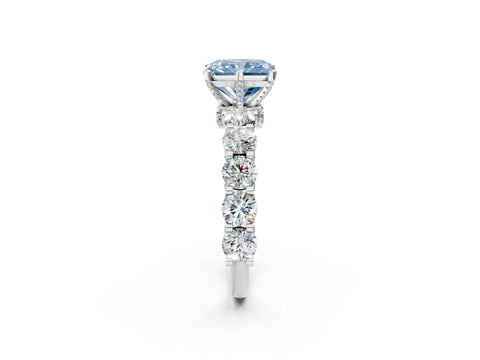 White gold Round Diamond Side Stone Engagement Ring with Six-Prong Setting_2