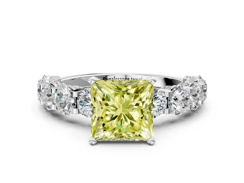White gold Round Diamond Side Stone Engagement Ring with Six-Prong Setting_32