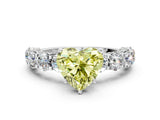 White gold Round Diamond Side Stone Engagement Ring with Six-Prong Setting_36
