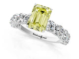 White gold Round Diamond Side Stone Engagement Ring with Six-Prong Setting_37