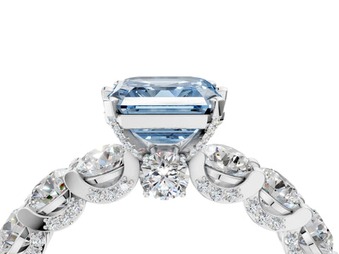 White gold Round Diamond Side Stone Engagement Ring with Six-Prong Setting_4
