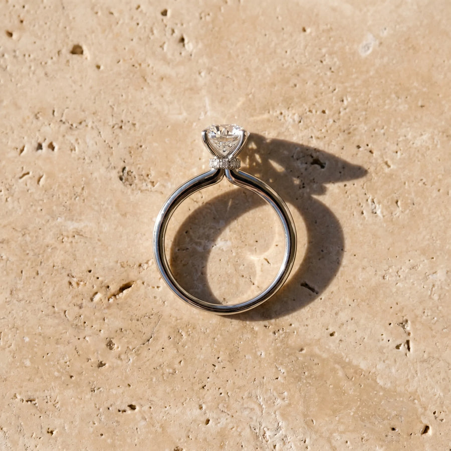 White gold Round Diamond Solitaire Ring with Classic Band and Four-Prong Setting
