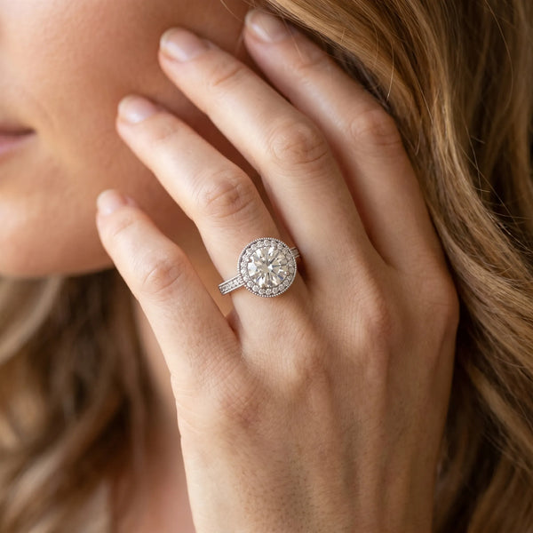 White gold Round Halo Diamond Engagement Ring with Milgrain Pave Band and Four-Prong Setting