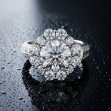 White gold Round Halo Diamond Engagement Ring with Split Shank and Prong Setting_15