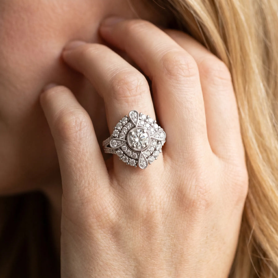 White gold Round Halo Pear Cluster Split Shank Prong Setting Ring