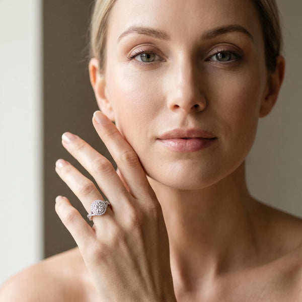 White gold Round Halo Twist Band Prong Setting Ring