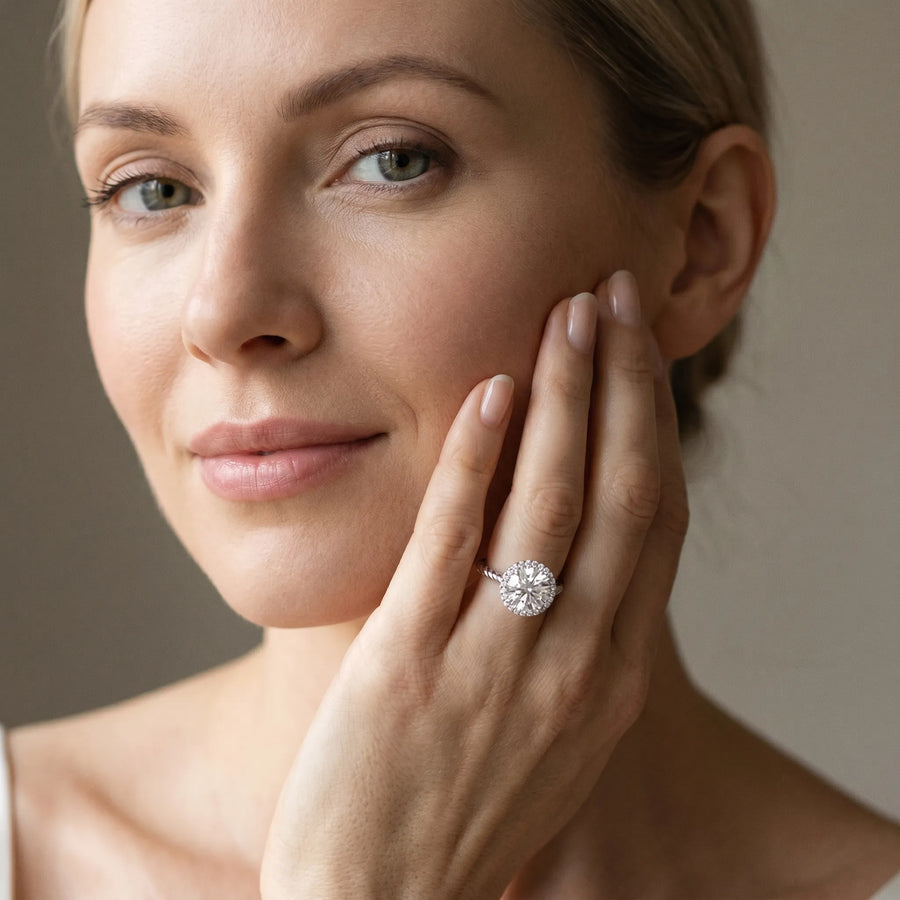 White gold Round Halo Twisted Band Four-Prong Diamond Ring