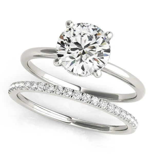White gold Round Solitaire Diamond Ring with Prong Setting and Plain Band