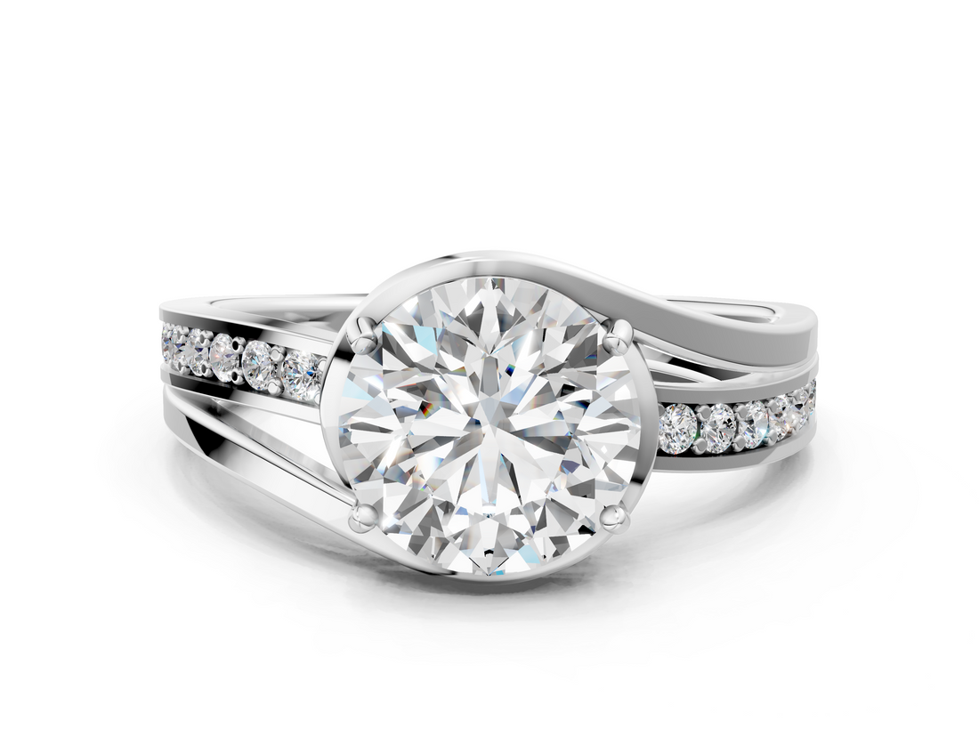 White gold Round Solitaire Diamond Ring with Split Shank and Prong Setting_152