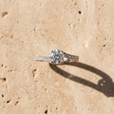 White gold Round Solitaire Diamond Twisted Band with Pavé Setting_19
