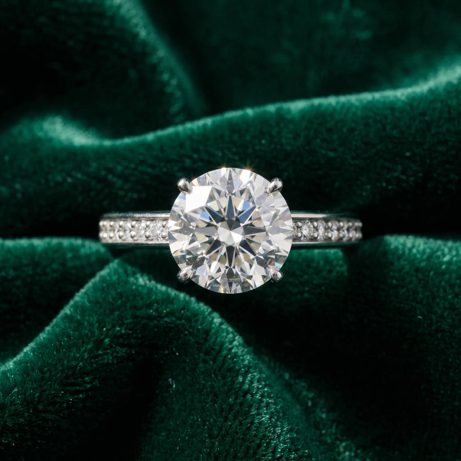 White gold Round Solitaire Pavé Band Prong Setting Ring
