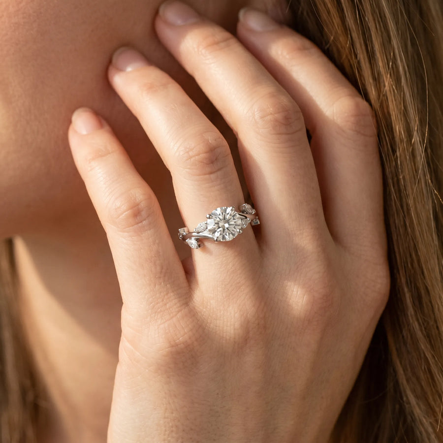White gold Round Solitaire Twisted Band Marquise Accent Prong Setting Ring