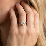 White gold Round Solitaire Twisted Band Ring with Four-Prong Setting_8