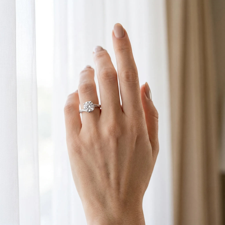 White gold Round Solitaire Twisted Band with Four-Prong Setting