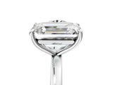 White gold Round and Emerald Cut Toi Moi Ring with Prong Setting_85