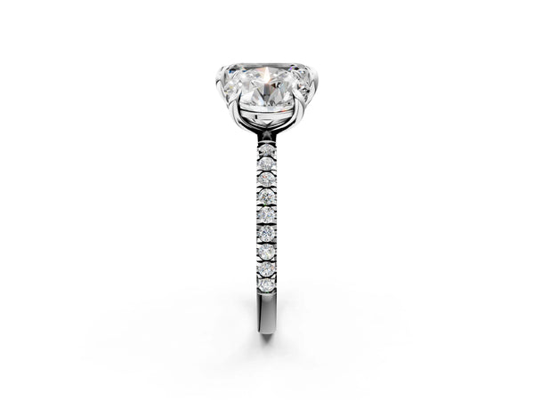 White gold Round and Emerald Toi Moi Ring with Prong Setting and Pave Band