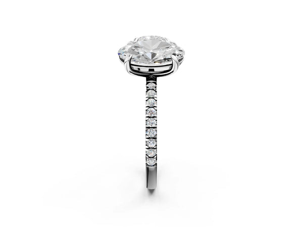 White gold Round and Oval Toi Moi Ring with Prong Setting and Pave Band