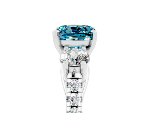 White gold Three-Stone Cushion Cut Blue Topaz Pavé Band with Four-Prong Setting_5