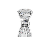 White gold Three-Stone Cushion Cut Diamond Twist Band with Prong Setting_121