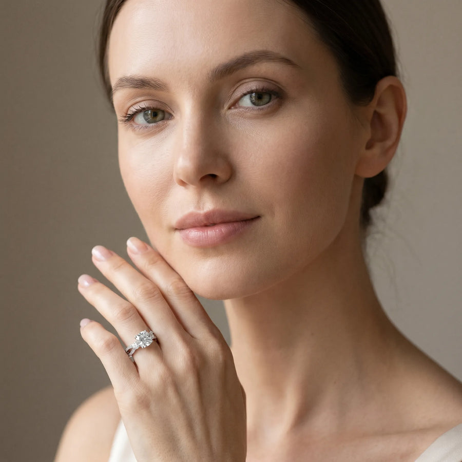 White gold Three-Stone Cushion Cut Diamond Twist Band with Prong Setting