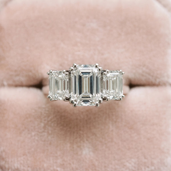 White Gold Emerald Cut Three Stone Engagement Ring Setting with Double Claw Head and Plain Band