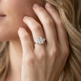 White gold Three-Stone Emerald Solitaire Ring with Tapered Band and Four-Prong Setting_6