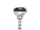White gold Three-Stone Fancy Black Radiant Cut Cut Diamond Pavé Band with Prong Setting_32