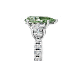 White gold Three-Stone Fancy Green Pear Cut Cut Diamond Pavé Band with Prong Setting_32