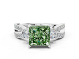 White gold Three-Stone Fancy Green Princess  Cut Diamond Twist Band with Prong Setting