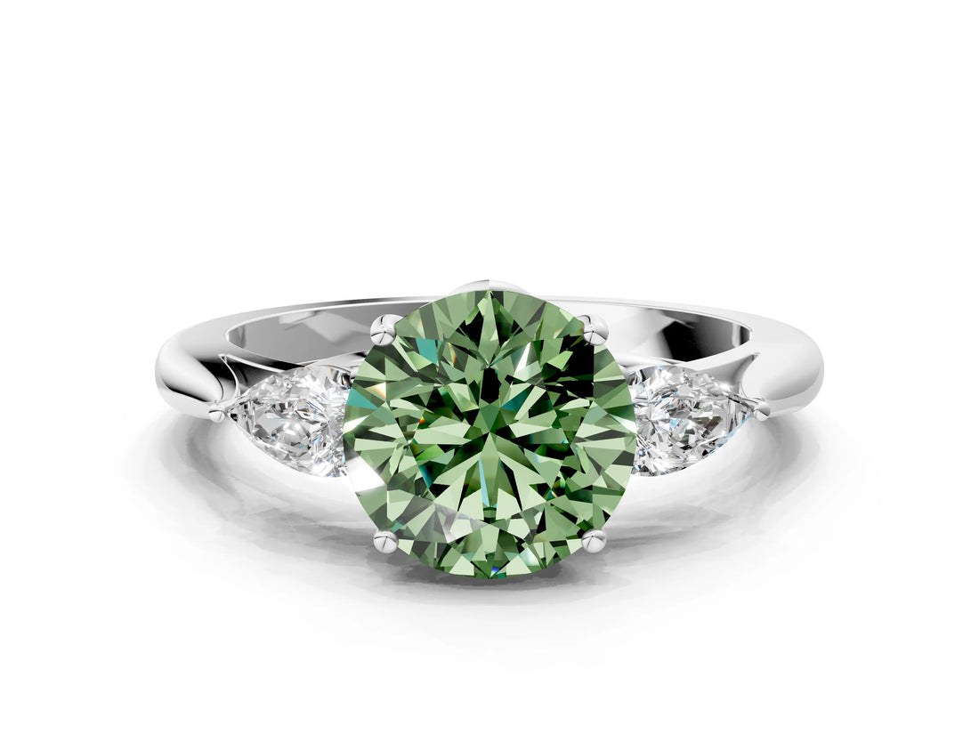 White gold Three-Stone Fancy Green Round Cut Brilliant Diamond Solitaire Ring with Tapered Band and Four-Prong Setting_31