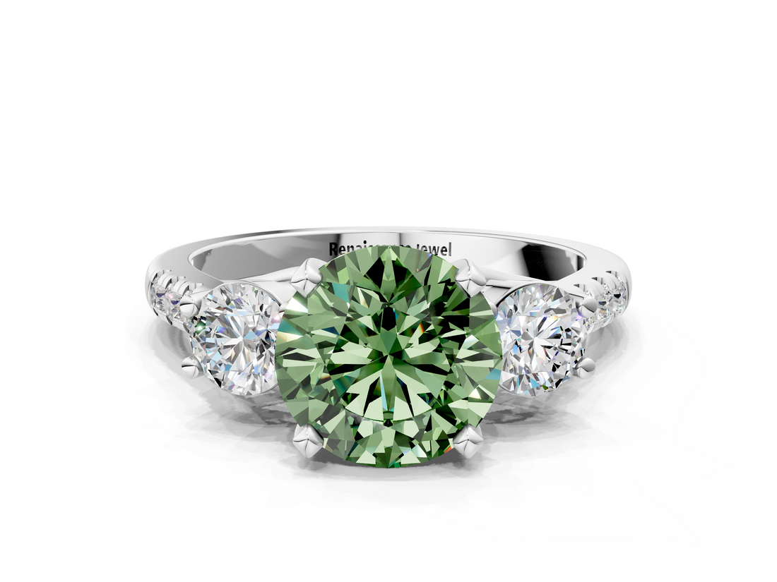 White gold Three-Stone Fancy Green Round  Cut Diamond Pavé Band with Four-Prong Setting_19