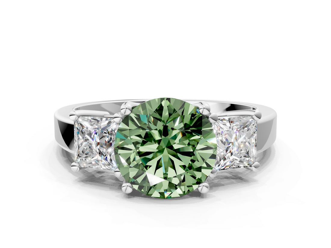 White gold Three-Stone Fancy Green Round  Cut Solitaire Ring with Prong Setting_3