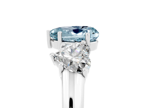 White gold Three-Stone Heart Cut Aquamarine Engagement Ring with Prong Setting_5