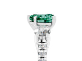 White gold Three-Stone Heart Cut Green Sapphire Pavé Band with Four-Prong Setting_5