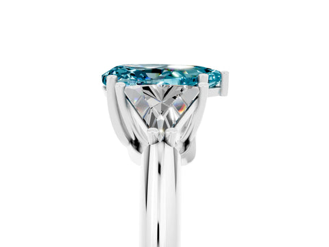 White gold Three-Stone Pear Cut Cut Diamond Ring with Trillion Side Stones and Four-Prong Setting_5