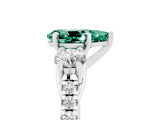 White gold Three-Stone Pear Cut Green Sapphire Pavé Band with Four-Prong Setting_5