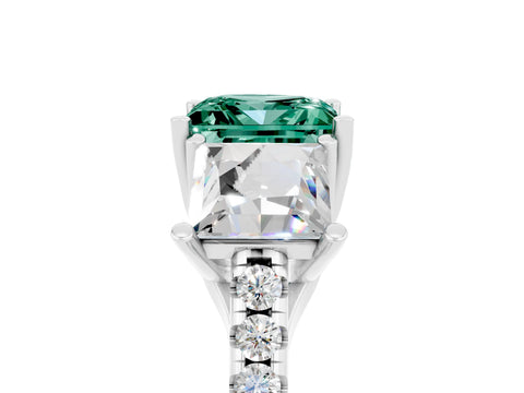 White gold Three-Stone Princess Cut Green Sapphire Ring with Round  Pavé Band and Prong Setting_60