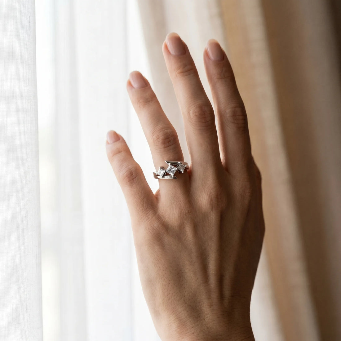 White gold Three-Stone Princess Cut Tension Band Ring with Four-Prong Setting_61