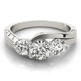 White gold Three-Stone Round Brilliant Split Shank Prong Set Ring 2