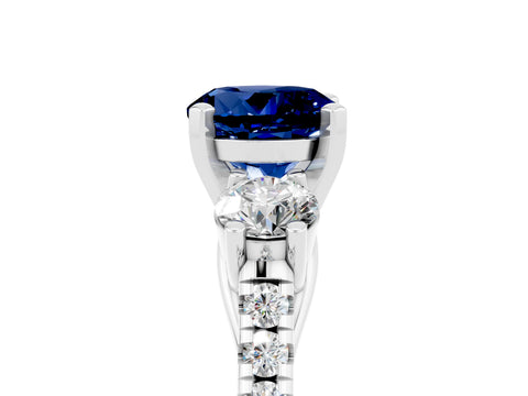 White gold Three-Stone Round Cut Blue Sapphire Pavé Band with Four-Prong Setting_5