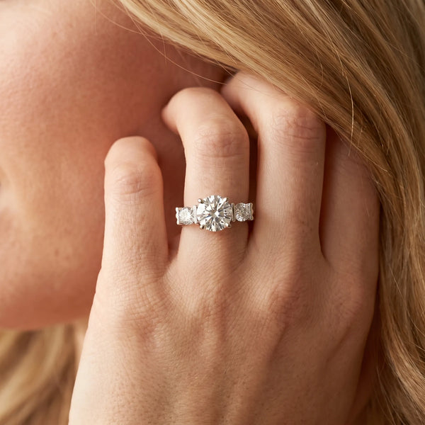 White gold Three-Stone Round Cut Classic Band Prong Setting Ring